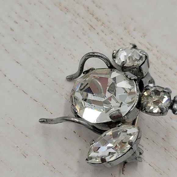 Vintage 1960 Austrian Crystal 3D Bug Brooch Silver Tone Insect Pin - Picture 13 of 13